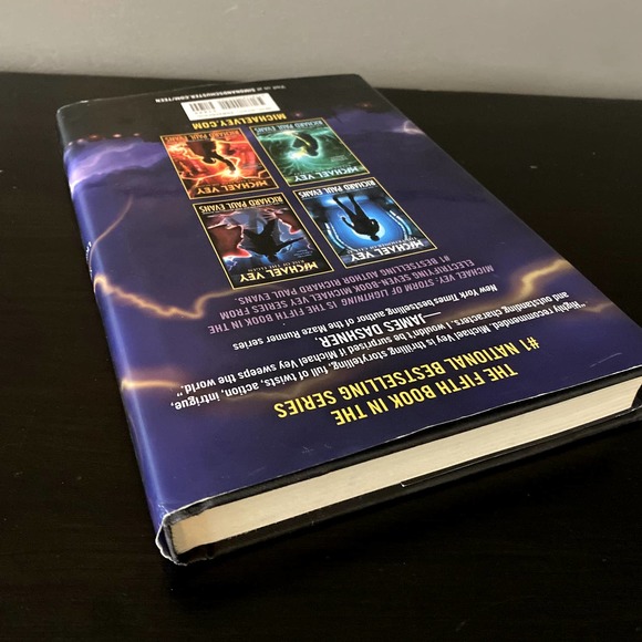 Michael Vey by Richard Paul Evans Books 1-5 Autographed - Picture 12 of 13